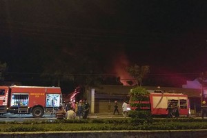 Cháy lớn tại công ty nhựa ở Cần Thơ