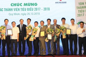 Tiếp nối những nỗ lực phát triển thị trường chứng khoán