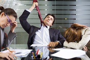 Cảm thấy không hài lòng về công việc là dấu hiệu khiến người lao động nên tìm một công việc khác. Ảnh: Flick.