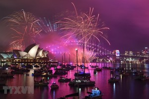 Hình ảnh thế giới rộn ràng mừng đón Năm mới 2019