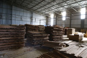 Rắc rối nhà xưởng cho thuê được thế chấp ngân hàng 