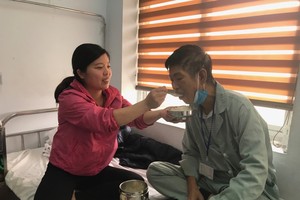 Bảo hiểm y tế - Góp thêm ấm áp Tết đoàn viên