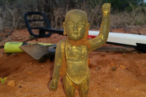 Bức tượng phật được cho là có từ thời nhà Minh.