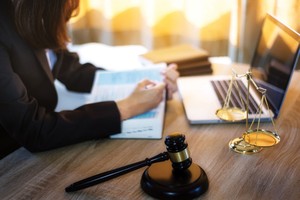 Điều lệ trái luật, liệu có chấm dứt?