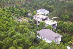 Một số công trình xây dựng tại xã Minh Phú, huyện Sóc Sơn. Ảnh: Gia Chính.