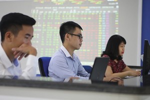 Sửa Luật Chứng khoán, nâng tầm thị trường (Kỳ 3): Cần mở cửa cho khu vực tư kiến thiết thị trường