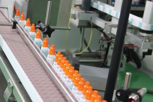 Chiến lược thị trường của Traphaco là "đi bằng hai chân": cả kênh OTC và kênh ETC.