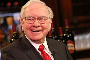Warren Buffett hiện là người giàu thứ 4 thế giới. Ảnh: CNBC.