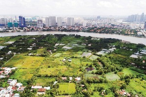 Được bao quanh bởi sông Sài Gòn và kênh Thanh Đa, bán đảo Thanh Đa đang là tâm điểm hướng đến của nhiều doanh nghiệp bất động sản.