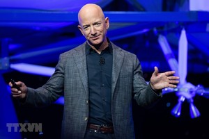 Jeff Bezos - "cha đẻ" của tập đoàn thương mại điện tử Amazon.com Inc. (Nguồn: AFP/TTXVN).