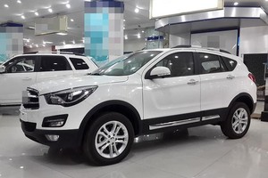 Xe giá rẻ của Trung Quốc đang chịu sự cạnh tranh rất quyết liệt, lượng nhập sụt giảm, kinh doanh khó khiến các mẫu xe này rất khó khăn ở Việt Nam.