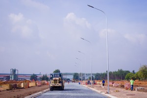 Nguồn cung về bất động sản tại Bình Dương tăng nhanh và nhiều hơn trước, đặc biệt là các phân khúc đất nền, nhà phố (Nguồn: http://tanphuockhanhvillage.vn/).