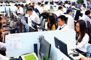 Chứng quyền có bảo đảm (CW): Cuộc chơi giữa “nhà cái” và nhà đầu tư?