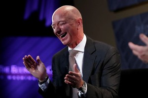 Có một xu hướng kỳ lạ thực sự đang tác động lớn đến nền kinh tế - những người giàu có có rất nhiều tiền mà theo nghĩa đen, họ không biết phải làm gì với nó.