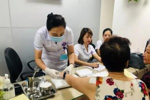 Tăng viện phí phải song hành với tăng chất lượng khám chữa bệnh.