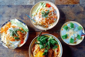 Bánh cóng và 6 món ăn không thể bỏ qua khi đến Cần Thơ