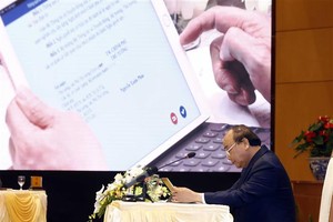 Chuyển đổi số làm nền tảng xây dựng Chính phủ điện tử