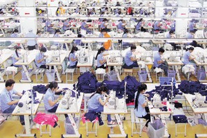 VNDirect giảm dự phóng lợi nhuận 2019 của Dệt may Thành Công  (TCM)