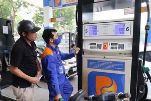 Giá xăng được dự báo tiếp tục giảm.