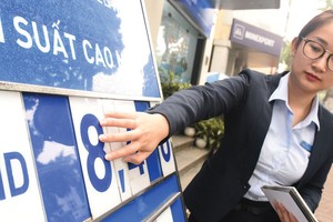 Ngân hàng tăng huy động vốn dài ngày để khắc phục tình trạng mất cân đối tiền gửi có kỳ hạn.