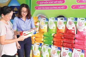 Nhiều dòng sản phẩm mới của gạo túi Hạt Ngọc Trời luôn được khách hàng ưa chuộng vì đa dạng và an toàn.