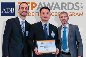 VIB nhận giải “Ngân hàng hàng đầu về tài trợ thương mại cho SME”