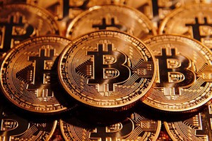 Chương mới trong lịch sử 10 năm thăng trầm của bitcoin