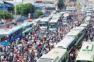 TP.HCM tính hạn chế và tiến tới ngưng hoạt động mô tô và xe gắn máy 2 - 3 bánh tại một số khu vực trung tâm (ảnh: ANTĐ).