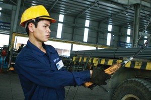 Vận xám bao trùm ngành thép