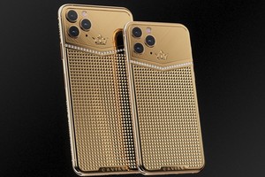 Sau khi được thiết kế lại mặt lưng, cụm camera của iPhone 11 Pro trông ấn tượng hơn nhiều. Ảnh: Caviar.