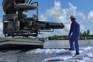 Nghịch lý doanh nghiệp đạm muốn chịu thêm thuế