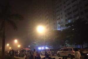 Vụ cháy làm hàng trăm người hoảng sợ bỏ chạy. (Nguồn: baonghean.vn).