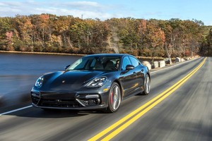 Mẫu Porsche Panamera .