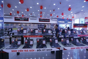 FRT: Doanh thu 10 tháng tăng trưởng 12%