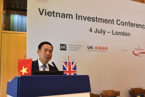 Để thúc đẩy TTCK phát triển bền vững, một trong những công việc trọng tâm của ngành là thúc đẩy hợp tác quốc tế, mời gọi các nhà đầu tư chuyên nghiệp vào Việt Nam.