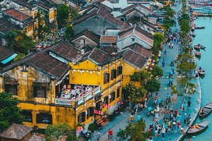 Hội An được ví như trái tim của du lịch miền Trung với nguồn thu đáng kể từ du lịch và có mức tăng trưởng cao hơn 20% mỗi năm.