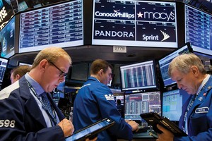 Thị trường tài chính toàn cầu “dửng dưng” với xung đột Mỹ - Iran