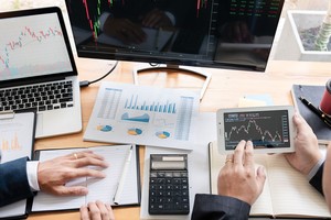 Chậm công bố báo cáo tài chính, “bệnh kinh niên“