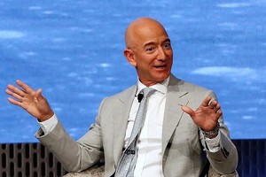 Jeff Bezos. Ảnh: Reuters.