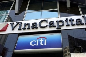 Qũy lớn nhất của VinaCapital tiếp tục lao đao