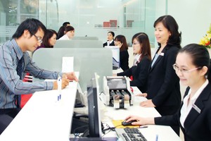 Từ đầu tháng 2, tăng trưởng phí khai thác mới diễn biến khả quan, chứ không ảm đạm như dự báo trước đó.