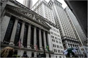 Động thái mới của các công ty chứng khoán tại Mỹ