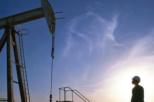 Ả Rập Xê út không dễ thắng trong cuộc chiến giá dầu