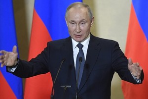 Putin phát biểu tại Crimea ngày 18/3. Ảnh: AFP.