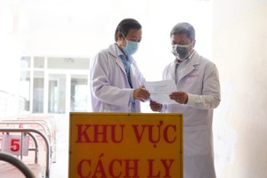 Bác sĩ đầu tiên ở Việt Nam bị lây nhiễm chéo