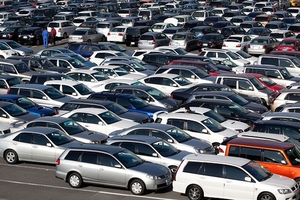 Có 9/14 mặt hàng có giá trị nhập khẩu trên 1 tỷ USD có kim ngạch nhập khẩu sụt giảm so với cùng kỳ 2019, trong đó ô tô giảm 24,4%.