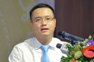 Ngân hàng giảm lợi nhuận, chia khó cùng doanh nghiệp