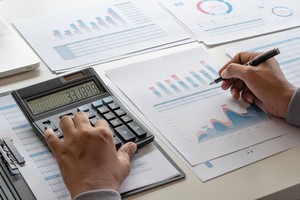 Tiền giúp doanh nghiệp trụ vững trong bao lâu?