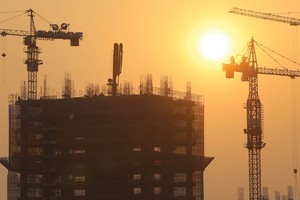 Doanh nghiệp ngành xây dựng nỗ lực vượt “bão”