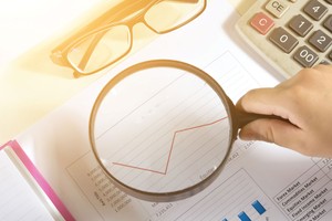 Tái diễn lệch sâu số liệu tài chính trước và sau kiểm toán